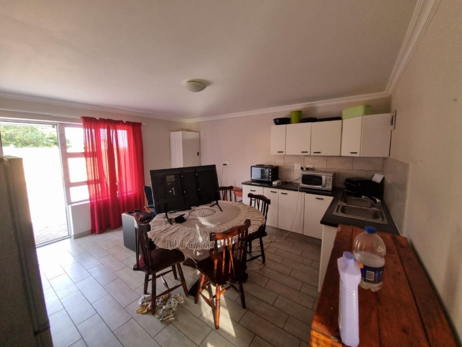 To Let 3 Bedroom Property for Rent in Wavecrest Eastern Cape